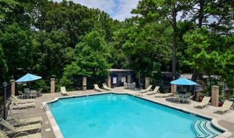 10 Vista Sq NW, Atlanta, GA 30327