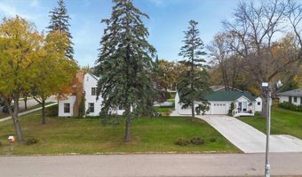 817 Maple St, Alexandria, MN 56308