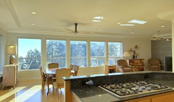 97661 MARINA HEIGHTS Loop, Brookings, OR 97415