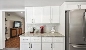 47 Overlea Ln, Aberdeen, NJ 07747