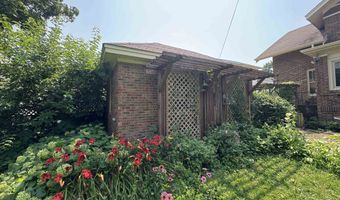 1721 15th St, Monroe, WI 53566