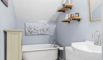 213 Gage St, Bennington, VT 05201