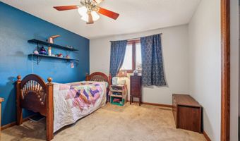 5301 Valley Rd, Ames, IA 50014