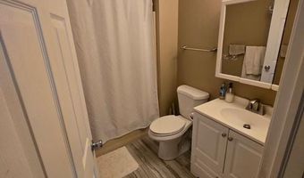 10 CARAVEL Ct, Atlantic City, NJ 08401