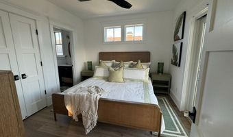 281 7TH St, Avalon, NJ 08202