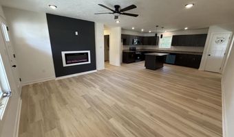 206 W Park St, Alamo, TN 38001