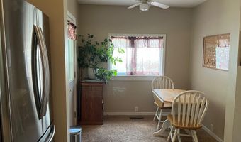 831 N River Ave, Alma, MI 48801