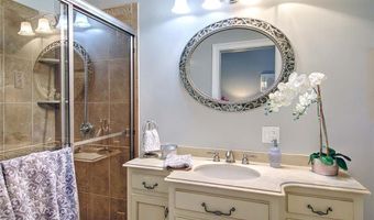 4 Pine Tree Ln, Lincoln, RI 02865