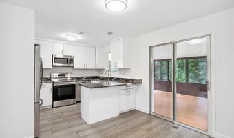 4756 6TH St S, Arlington, VA 22204