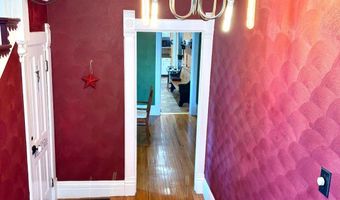 305 N Washington St, Abingdon, IL 61410