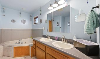 1301 Hilltop Cir, Belle Fourche, SD 57717
