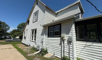 926 6th Ave, Brookings, SD 57006