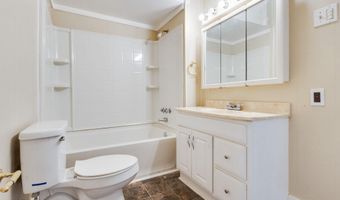 801 Godchaux St, Abbeville, LA 70510