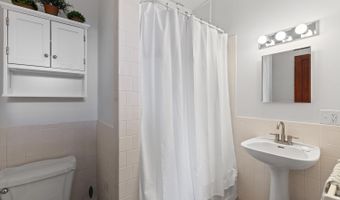 403 N Locust St, Adrian, MI 49221