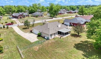 183 Hawkstead Dr, Albany, GA 31763