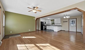 700 E Sycamore St, Anamosa, IA 52205