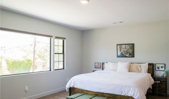542 N Kilkea Dr, Los Angeles, CA 90048