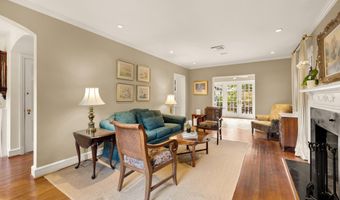 3931 MASSACHUSETTS Ave NW, Washington, DC 20016