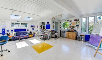 320 Shore Rd, Amagansett, NY 11930