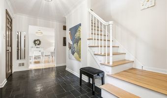 4206 Wembleton Dr, Allison Park, PA 15101