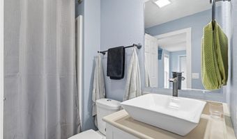 202 Wilson Ct, Anamosa, IA 52205
