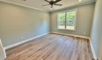 524 Seventh St, Bay St. Louis, MS 39520