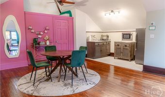 201 W 33rd St, Savannah, GA 31401