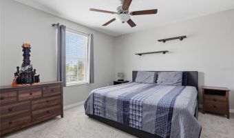 5052 WHITE CHICORY Dr, Apollo Beach, FL 33572