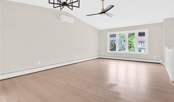 44 Village Ave, Cranston, RI 02920