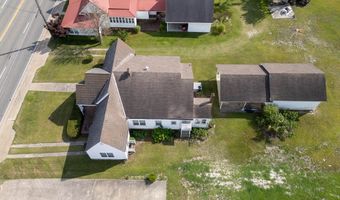 298 S Main St, Baxley, GA 31513