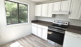 7 Padanaram Rd J221, Danbury, CT 06811