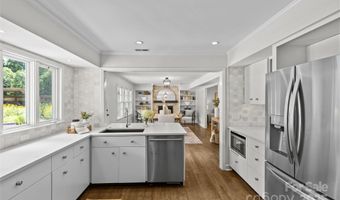 1811 Manor Mill Rd, Charlotte, NC 28226