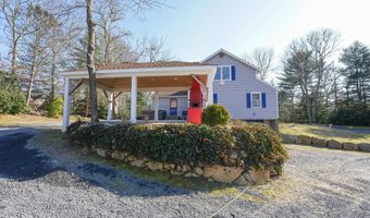 240 Oak St, Centerville, MA 02632