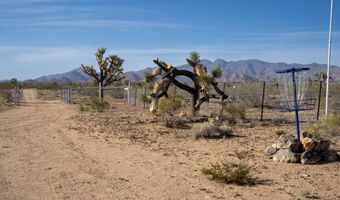 7190 E Red Barrel Rd, Yucca, AZ 86438
