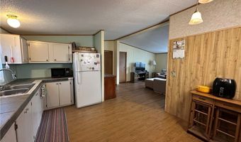 60 Flamingo Ave, Amherst, OH 44001