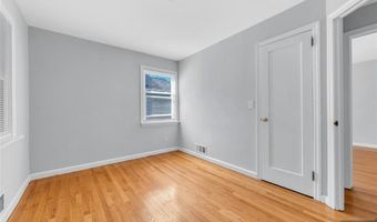 132 River Edge Road 1, Bergenfield, NJ 07621