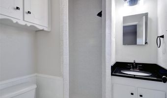 208 Rolling Hills Dr, Aledo, TX 76008