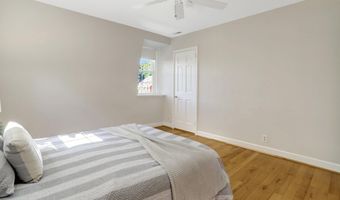3420 S WAKEFIELD St S, Arlington, VA 22206