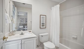 2422 14TH St N, Arlington, VA 22201
