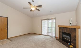 1080 Rachael St 304, North Liberty, IA 52317