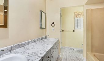 1049 Lincoln Rd, Allegan, MI 49010