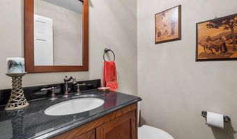 2050 Chalmers Dr, Ann Arbor, MI 48104