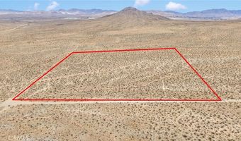 1111 Los Padres Rd, Apple Valley, CA 92307