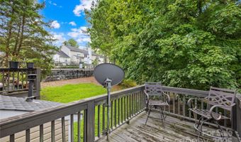 637 Mountainwater Dr, Charlotte, NC 28262