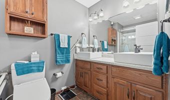 1004 Elm St, Auburn, IN 46706
