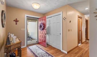 278 Tower Hill Rd, Cumberland, RI 02864