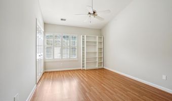 10824 ANTIGUA Ter #201, Rockville, MD 20852