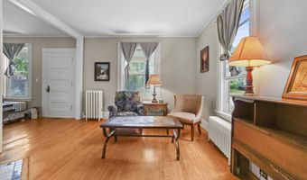 12 E Summer St, Bangor, ME 04401