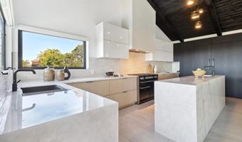 7117 Obelisco Cir, Carlsbad, CA 92009