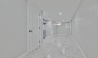 52 Cedar Rd, Amityville, NY 11701